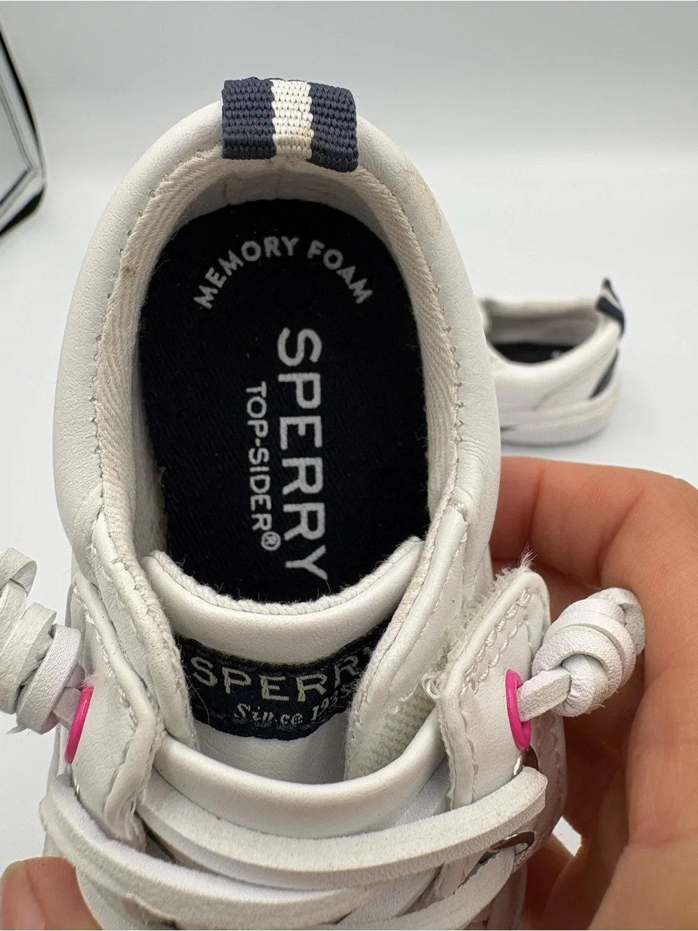 Sperry babies White Boat Shoe Sneaker with Pink Eyelet Accent- size 5